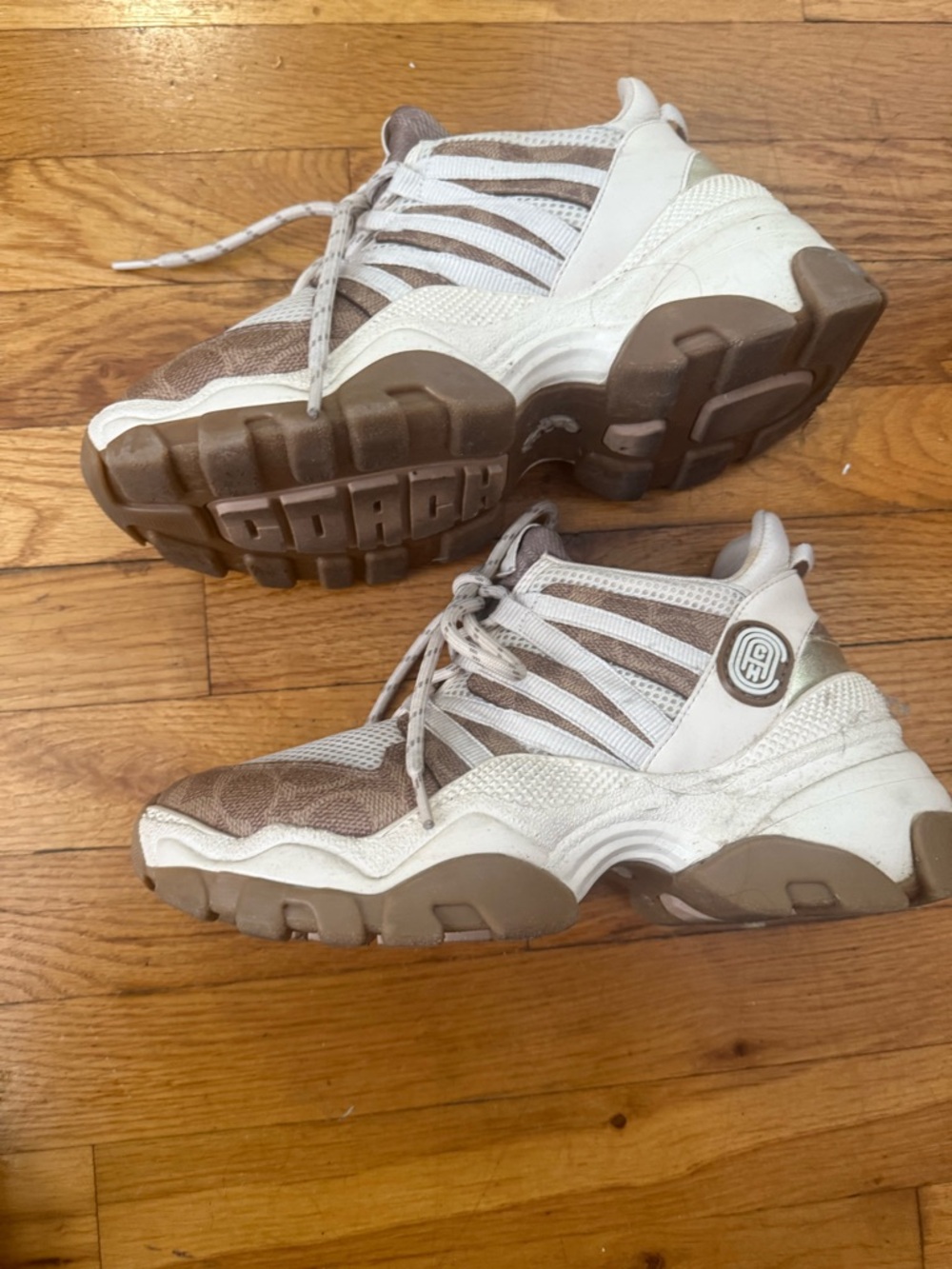 Women's Coach C165 runner cc mesh size Beige and Brown Sneakers NWOT